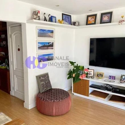 Buy this 2 bed apartment on Avenida Alda Garrido in Barra da Tijuca, Rio de Janeiro - RJ