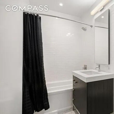Image 6 - 416 West 52nd Street, New York, NY 10019, USA - Condo for rent
