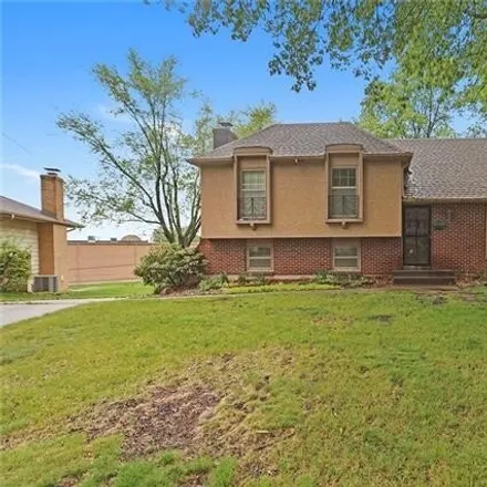Image 1 - 13319 East 46th Street South, Independence, MO 64055, USA - House for sale
