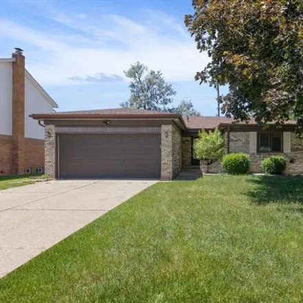 Rent this 3 bed house on 13641 Breezy Drive in Sterling Heights, MI 48313