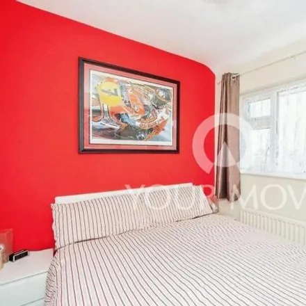 Image 7 - Morgan Drive, Worcester Park Estate, United Kingdom - House for rent