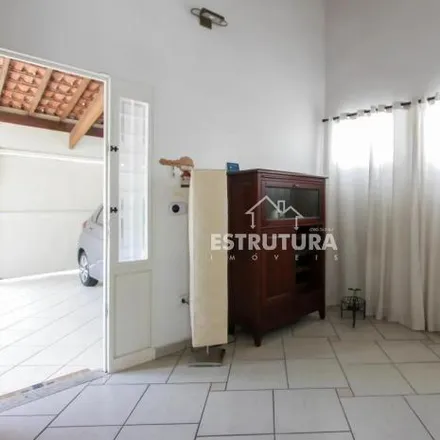 Rent this 3 bed house on Avenida 35 in Rio Claro, Rio Claro - SP