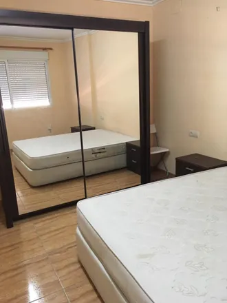 Rent this 5 bed room on Aleimuna in Carrer de Lluís Oliag, 46005 Valencia