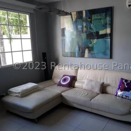 Rent this 4 bed house on unnamed road in Quintas Versalles, Don Bosco
