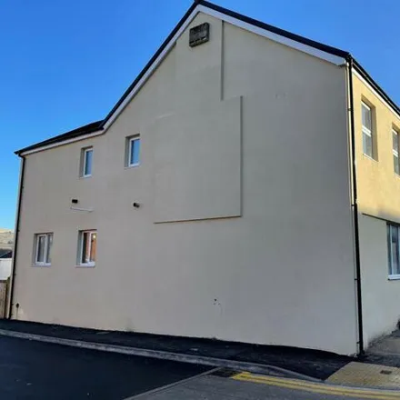 Rent this studio apartment on Cwmaman Road in Garnant, SA18 1LH