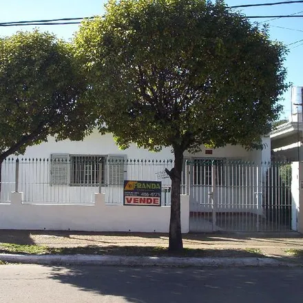 Buy this 3 bed house on San Lorenzo 2102 in Partido de San Miguel, San Miguel