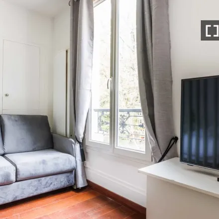 Rent this studio apartment on 77 Rue de Bagnolet in 75020 Paris, France