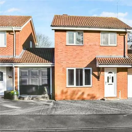 Buy this 3 bed house on Westlea Close in Worcester, WR2 5UH