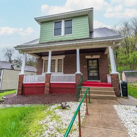 Buy this 3 bed house on Warsaw Ave & Kingston Pl in Warsaw Avenue, Cincinnati