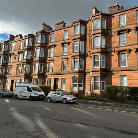 Rent this 2 bed apartment on 607 Alexandra Parade in Glasgow, G31 3BQ