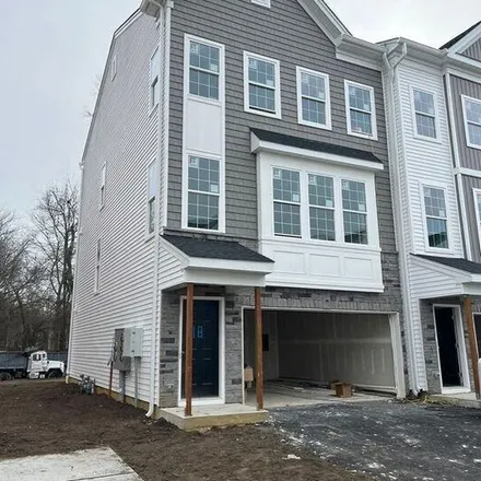 Rent this 3 bed townhouse on 285 Tracy Station Road in Manalapan Township, NJ 07726