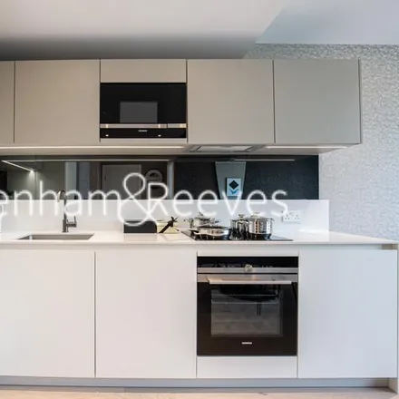 Image 2 - Waterside Court, Park Street, London, SW6 2QF, United Kingdom - Apartment for rent