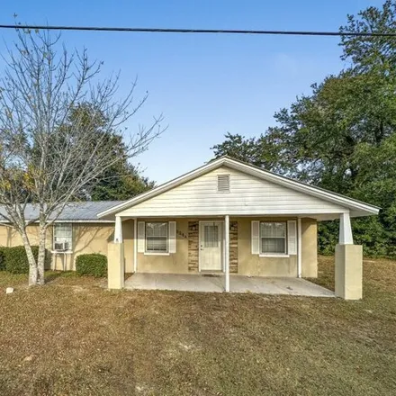 Buy this 5 bed house on 524 Powell Avenue in Springfield, Bay County