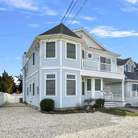 Buy this 6 bed house on 30 Pershing Boulevard in Lavallette, Ocean County