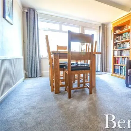 Image 5 - Brackendale Gardens, London, RM14 3XA, United Kingdom - Duplex for sale