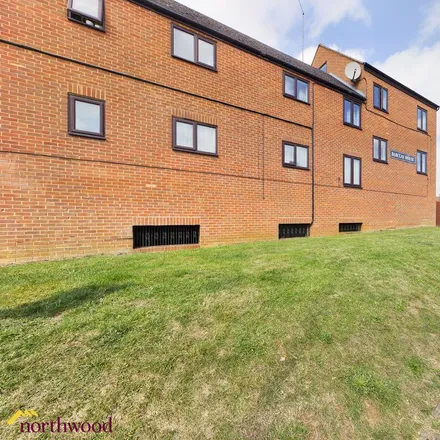 Rent this 1 bed apartment on Town Centre in Crofts Pet Store, 18-27 Broad Street