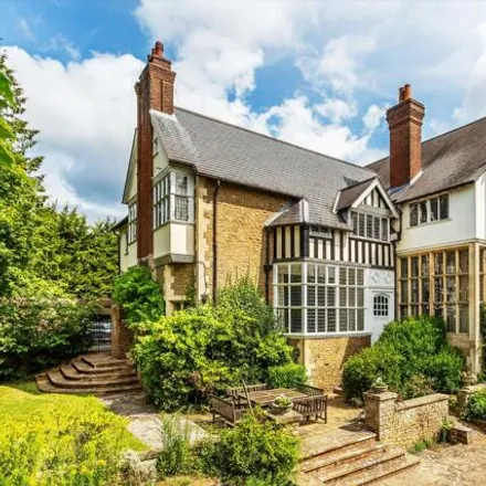 Image 3 - Sandy Lane, Guildford, GU3 1HF, United Kingdom - House for sale