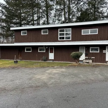Rent this 3 bed apartment on 40 Orchard Lane in Woodstock, NY 12498