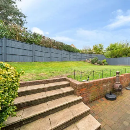 Image 4 - Roberts Wood Drive, Chalfont St Peter, SL9 0NH, United Kingdom - House for sale