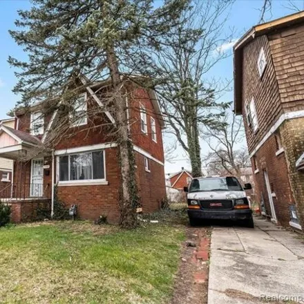 Buy this 3 bed house on 15365 Lesure Street in Detroit, MI 48227