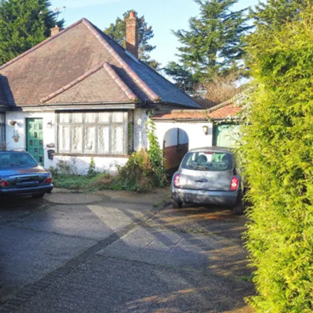 Rent this 5 bed house on Highview Road in Benfleet, SS7 3LG