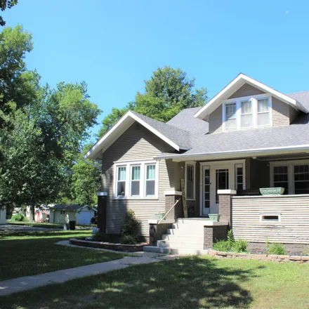 Buy this 4 bed house on Roosevelt Street in Wausa, Knox County