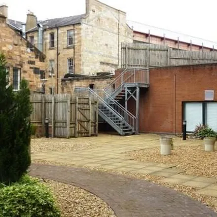 Image 3 - Singh Sabha Gurdwaras, 138 Berkeley Street, Glasgow, G3 7HY, United Kingdom - Townhouse for rent