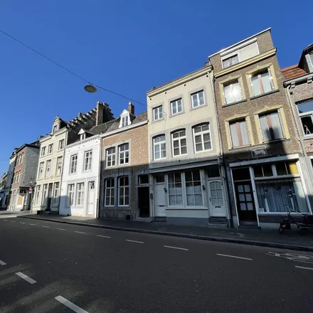 Rent this 2 bed apartment on Tongersestraat 62A in 6211 LP Maastricht, Netherlands