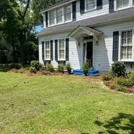 Rent this 3 bed house on 309 College Avenue in Jackson, Clarke County