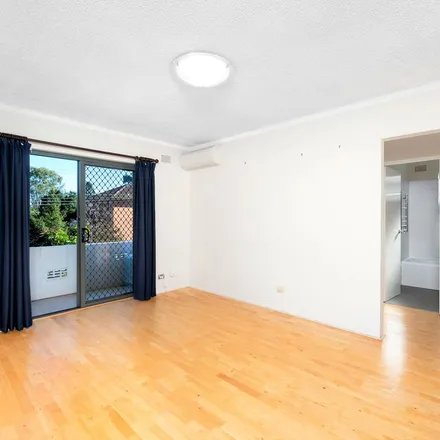 Image 5 - 6A Blair Street, Gladesville NSW 2111, Australia - Apartment for rent