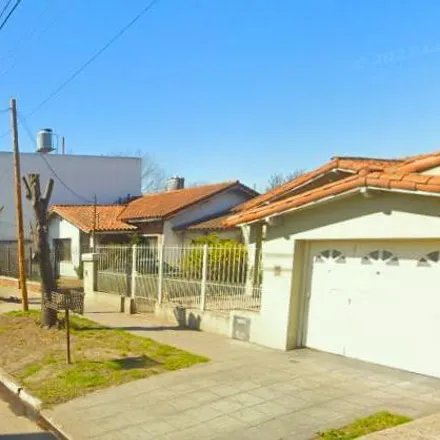 Rent this 3 bed house on Ana Acerboni 1434 in Partido de Lomas de Zamora, B1828 HGV Villa Centenario