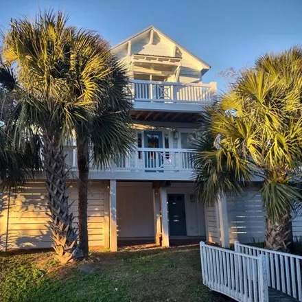 Rent this 4 bed house on 292 Sealane Way in Hanby Beach, Kure Beach