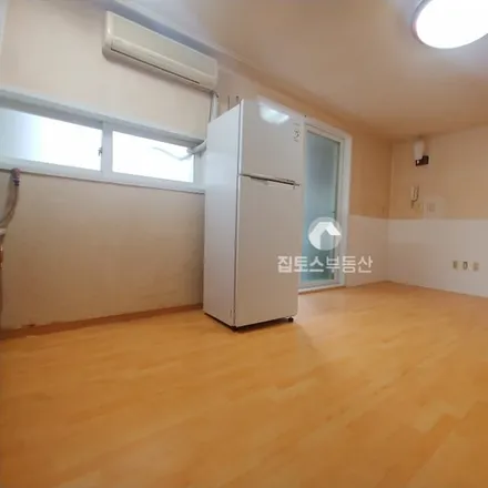 Image 2 - 서울특별시 강남구 대치동 959-15 - Apartment for rent