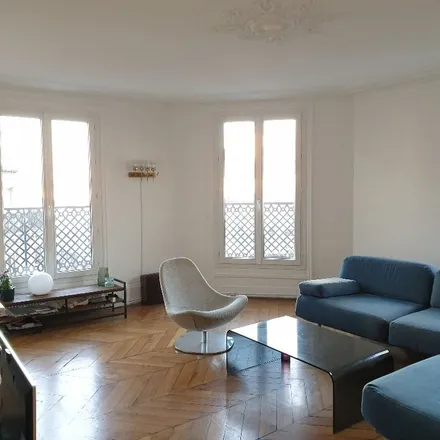 Rent this 4 bed apartment on 25 Boulevard de Reuilly in 75012 Paris, France