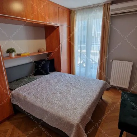 Image 1 - Cziráky-udvar, Budapest, Erzsébet tér, 1051, Hungary - Apartment for rent