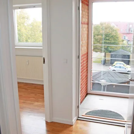 Rent this 4 bed apartment on Skansegade 34 in 9900 Frederikshavn, Denmark