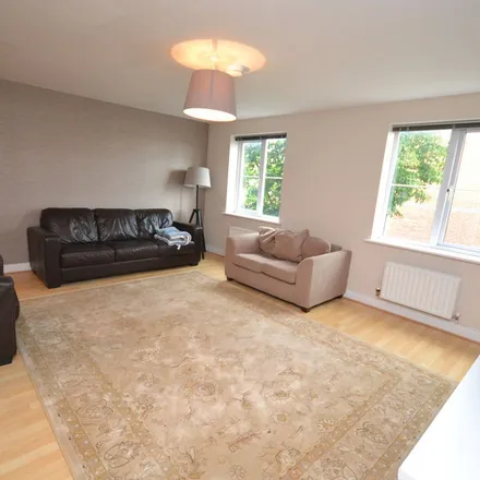 Rent this 4 bed townhouse on Hartley Boats Ltd in Parcel Terrace, Derby