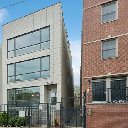 Buy this 3 bed condo on 1438 North Wood Street in Chicago, IL 60614