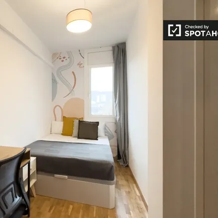 Rent this 6 bed room on Carrer d'Arizala in 08001 Barcelona, Spain
