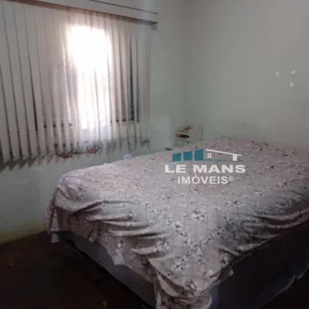 Buy this 2 bed house on Rua Padre Lopes in São Dimas, Piracicaba - SP