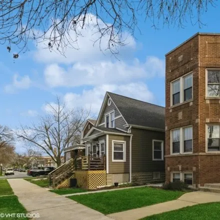 Image 2 - 5409 West Grace Street, Chicago, IL 60634, USA - House for sale