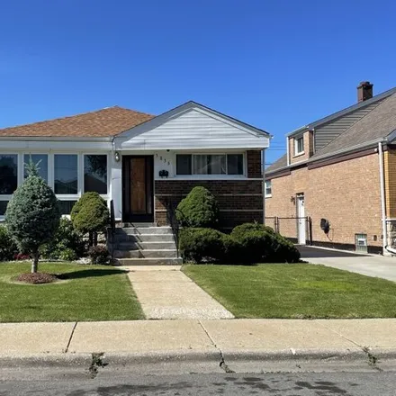 Buy this 1 bed house on 3836 West 78th Street in Chicago, IL 60652