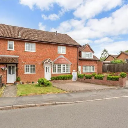 Buy this 3 bed townhouse on 52-64 The Avenue in Liphook, GU30 7QS