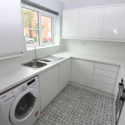 Rent this 2 bed apartment on Hubback Square in Darlington, DL2 2FH