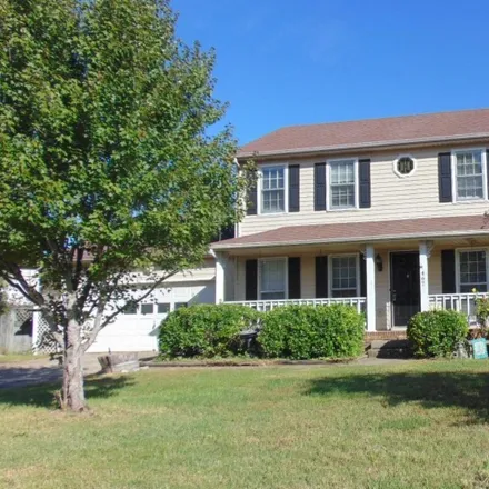 Buy this 3 bed townhouse on 466 Bamburg Drive in Briarwood, Clarksville