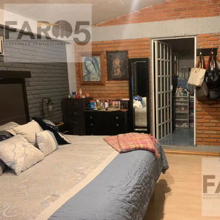 Buy this studio house on Segunda Privada de Reforma in 50260 Toluca, MEX
