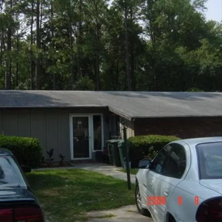 Rent this 3 bed duplex on 108 Cherokee Circle in Hinesville, GA 31313