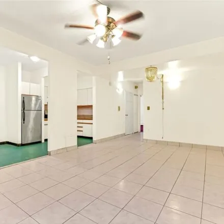 Image 4 - 763 East 157th Street, New York, NY 10451, USA - Condo for sale