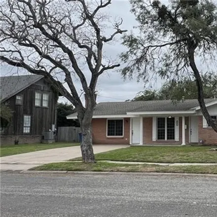Buy this 3 bed house on 378 Lawn Drive in Sinton, TX 78387