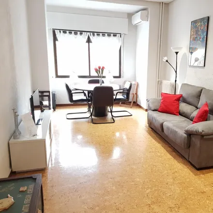 Image 2 - Madrid, Calle de Jaime I El Conquistador, 6, 28045 Madrid - Apartment for rent